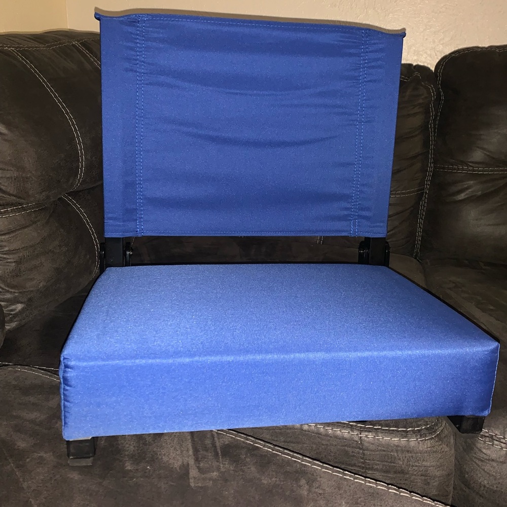 Stadium seat